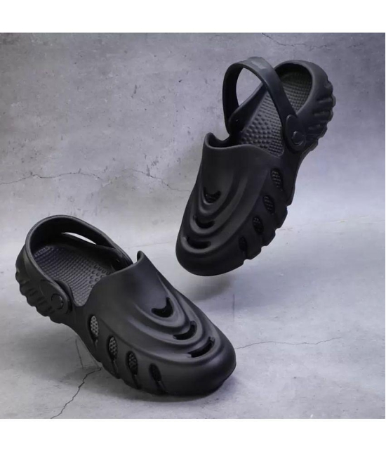 Secritas - Black Mens Clogs - None