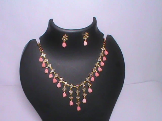 Delicate Pink Beaded Necklace and Earring Set with Rhinestone Accents