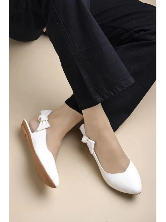 Shoetopia White Womens Casual Ballerinas - None