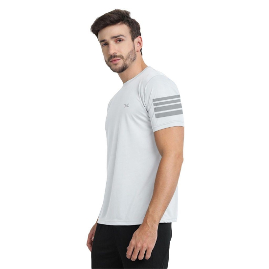 FTX Men Solid Half Sleeve Round Neck Tshirt