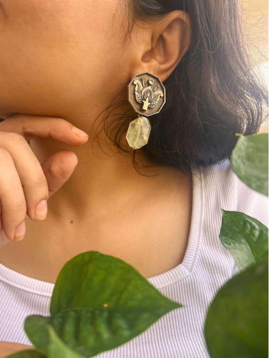 Pratika oxidised silver earring with jade stone