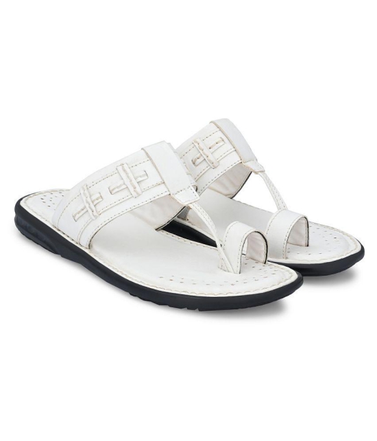 Leeport White Kolhapuri Chappal - None