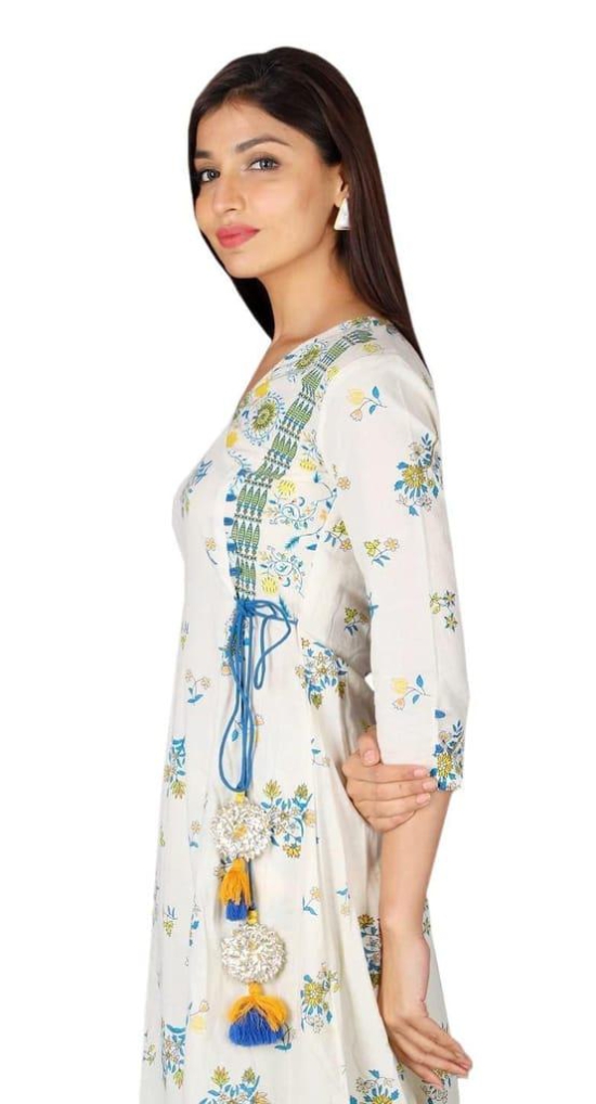 JAIPURETHNICWEAVES Women's Cotton Cambric Floral Printed Angrakha Kurta & Palazzo Set