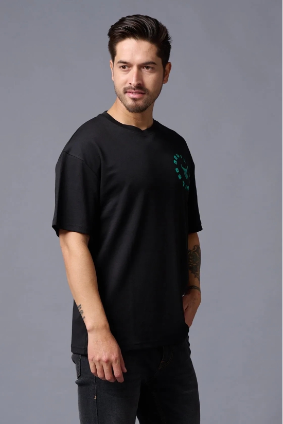 Never Give Up (in Green) Printed Black Oversized T-Shirt for Men XL