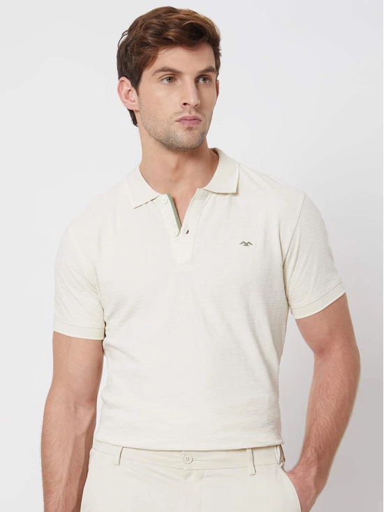 Beige Textured Plain Slim Fit Casual Polo