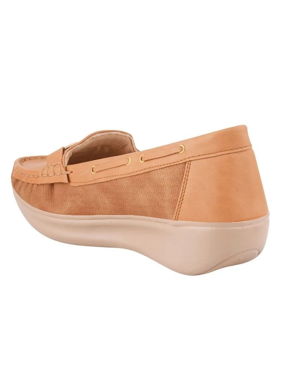 Shoetopia Tan Womens Loafers - None