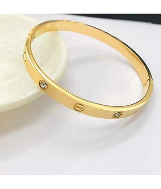 FASHION FRILL Gold Bracelet ( Pack of 1 ) - None