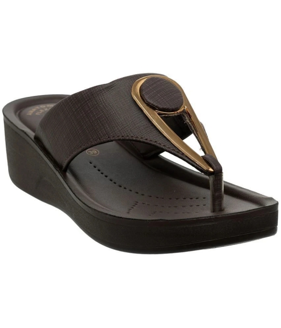 Aerowalk - Brown Womens Leather Slipper - None