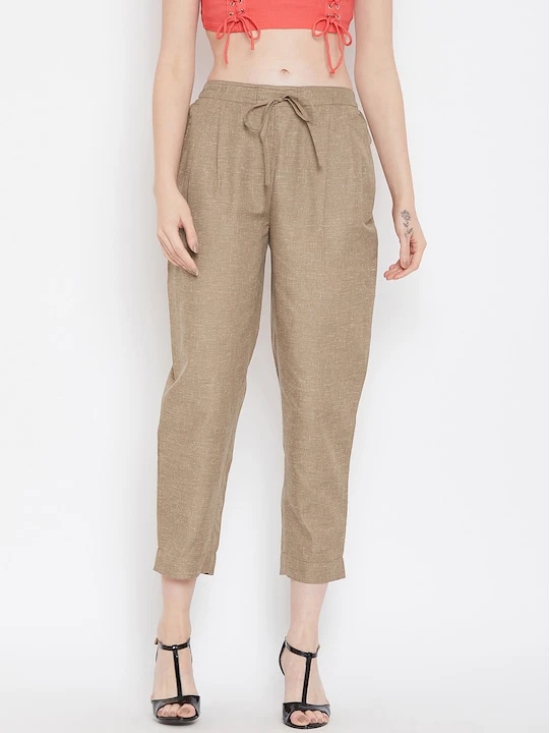 Women Off-White & Brown Relaxed Regular Fit Solid Peg Trousers