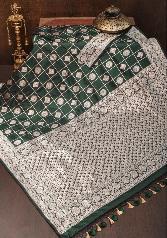 Forest Green tone Exquisite Banarasi Katan Silk Saree with checks pattern and Buttas | SILK MARK CERTIFIED