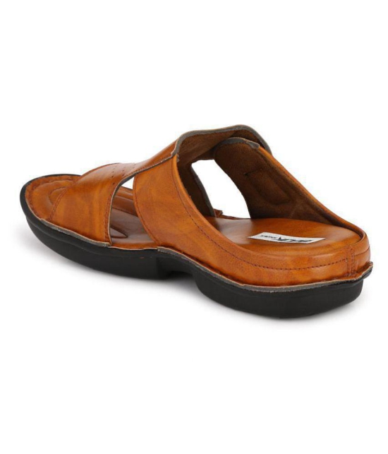 Bucik Tan Flip Flops - None