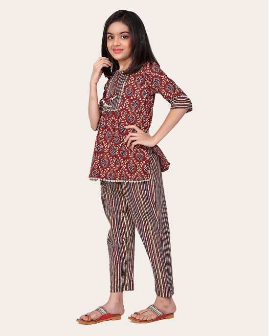 Girls Casual Kurta and Trouser Set-Maroon / 10 - 11 Years