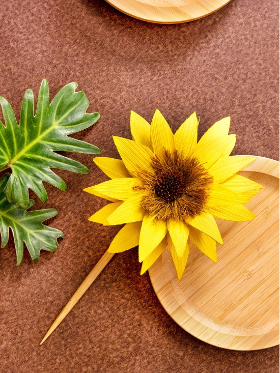 Sunflower bunstick