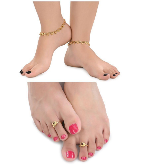 AanyaCentric Gold Plaed 1 Pair Anklet & 1 Pair Toe Ring Combo - Golden