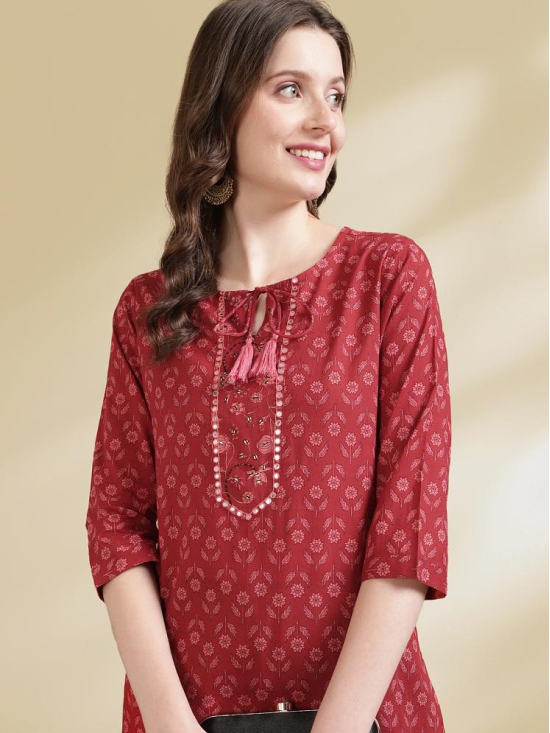 Rangita Women Cotton Red Embroidered Knee Length Straight Kurti - None