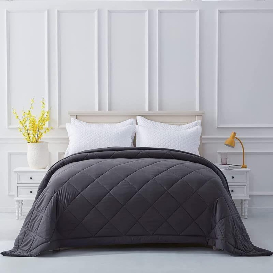 Cultiver Lightweight All Weather Comforter Ultra Soft Quilt Blanket Dohar (90x100 Inches, Dark Grey)