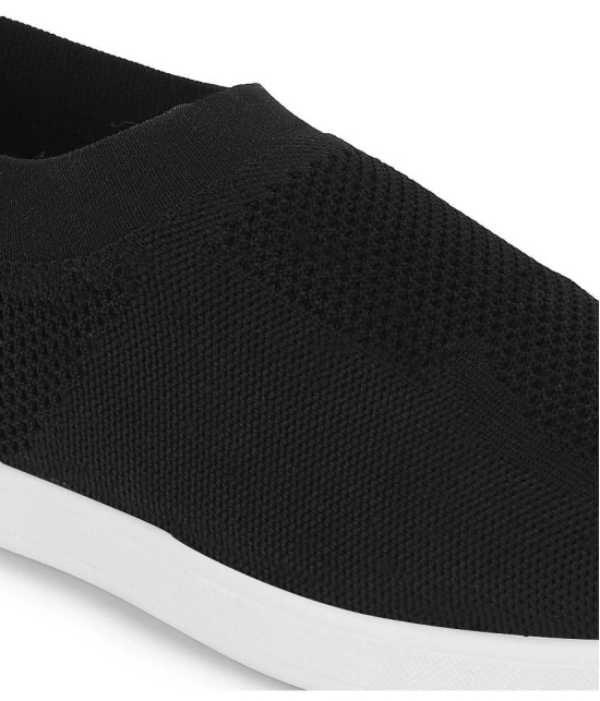 UrbanMark Men Comfortable Textured Knitted Casual Slip-On Shoes-Black - None