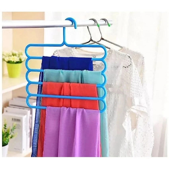 purple dust - Plastic Standard Clothes Hangers ( Pack of 5 )