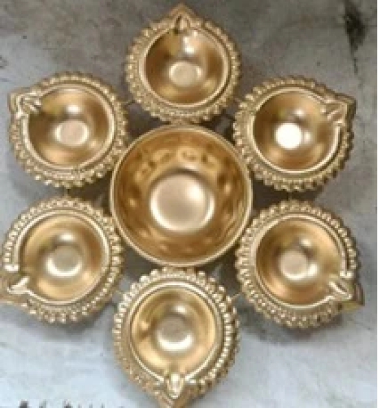 Tisser Diya Urli with powder Coating