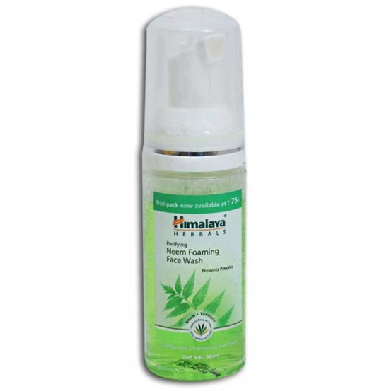 Himalaya Moisturizing Aloe Vera Face Wash - 200Ml