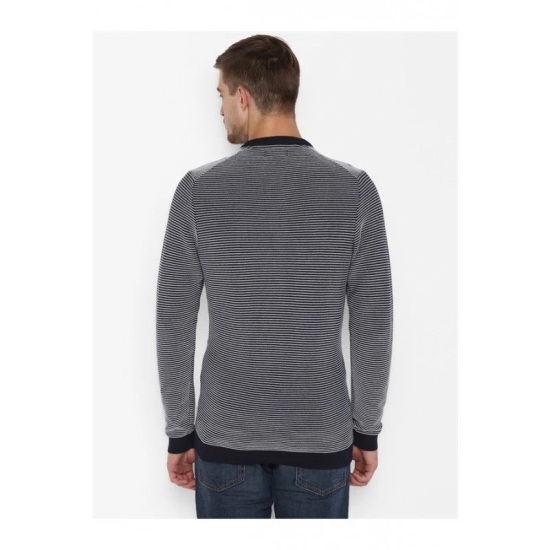 Mens Navy White Sweater