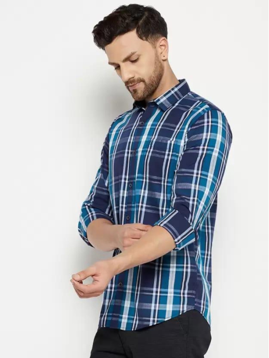 Men Slim Fit Checkered Spread Collar Casual Shirt