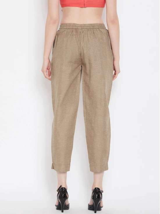 Women Off-White & Brown Relaxed Regular Fit Solid Peg Trousers