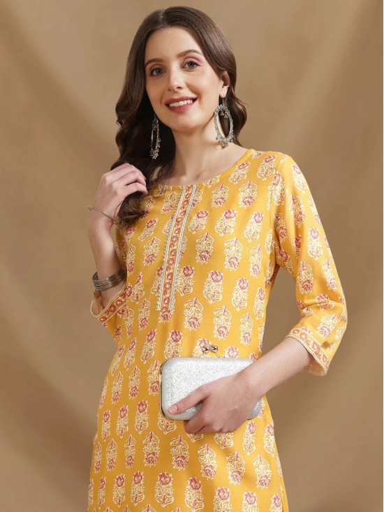 Rangita Women Yellow Rayon Printed Knee Length Straight Kurti - None