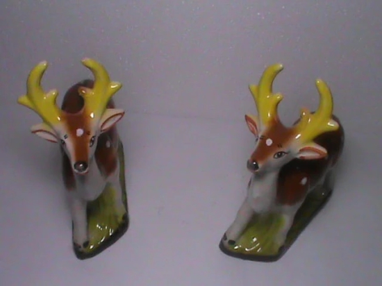 Peengan Vintage Pair of Ceramic Deer Figurines