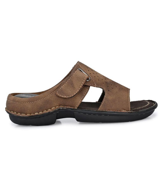 softio Brown Flip Flops - 6