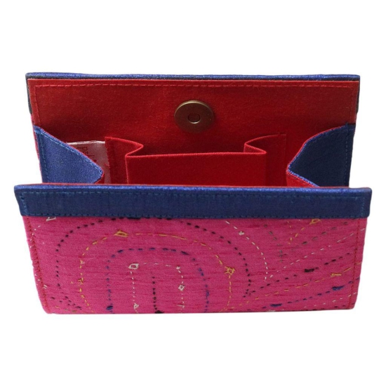 Garvi Gurjari (A Gujarat Govt Enterprise Pink Cotton Clutch Bag