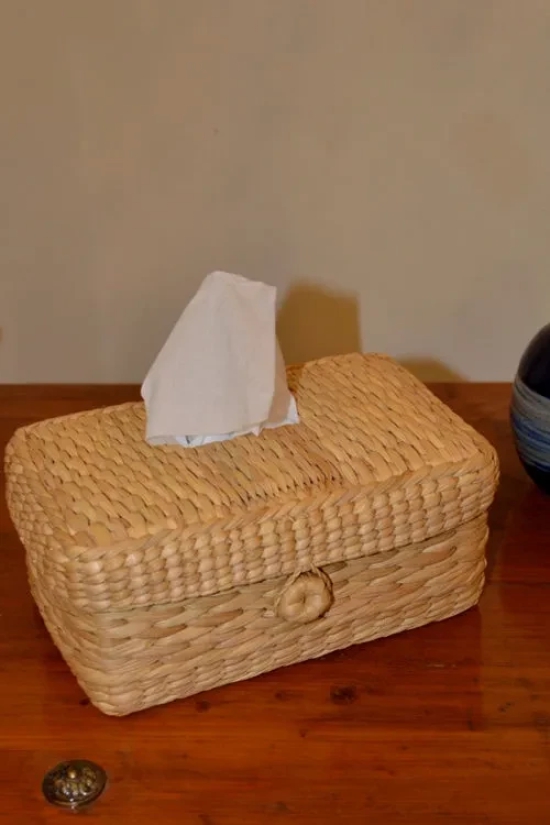 Dharini Kauna Tissue Box