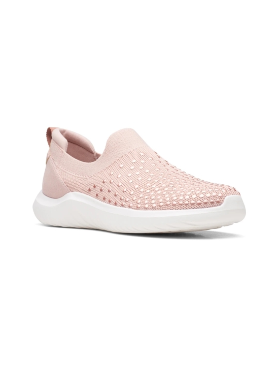 CLARKS PEACH WOMEN NOVA GROVE SLIP ON SNEAKERS