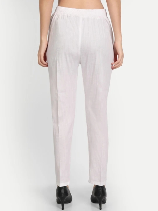 Women White Regular Fit Stretchable Trouser