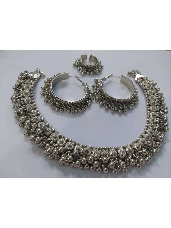 Samridhi DC Silver Alloy Necklace Set ( Pack of 1 ) - Silver