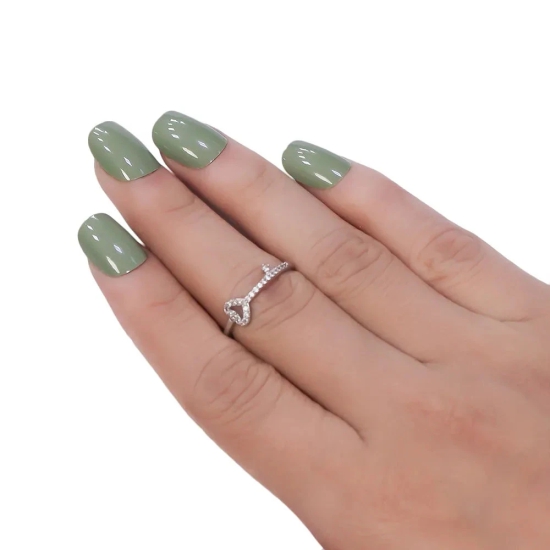 GLOSSY SQUARE NAILS (NAIL KIT INCLUDED)-Olive Green