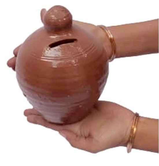 Mii Art mitti ka gullak,money bank,money box,piggy bank,coin box for kids(color-brown)(material-soil)(size-12 cm,small)pack of 1 pieces.