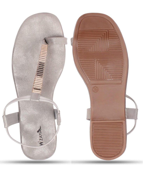 WOMEN One Toe Grey Flat Sandals