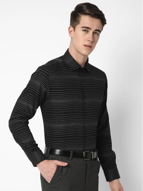 Premium Slim Fit Horizontal Striped Cotton Formal Shirt