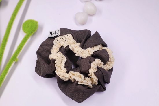 Urban Bloom Scrunchies-Brown