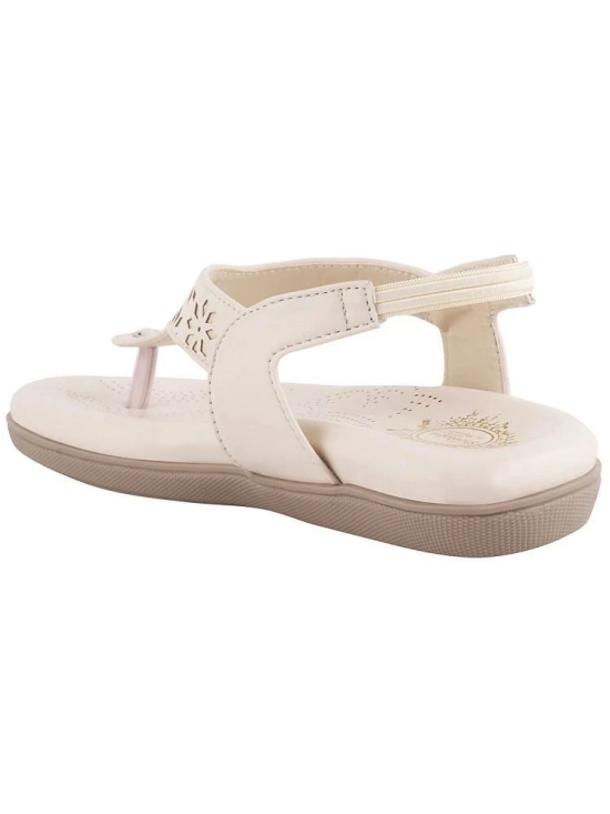 Shoetopia Cream Womens Flats - None