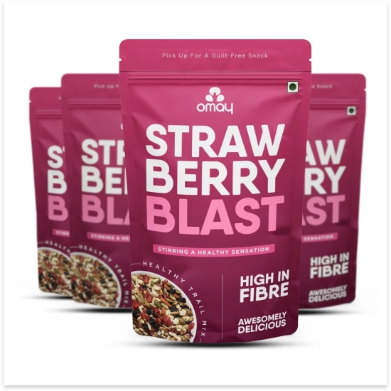 Omay Foods Strawberry Blast, 80 gm (4 Pcs)