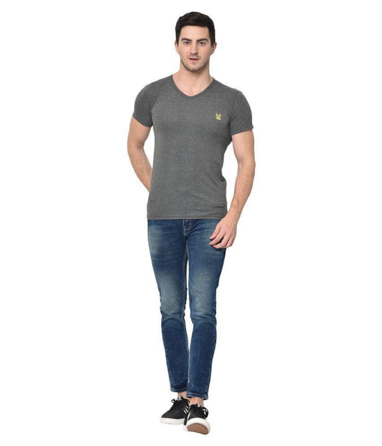 Vimal Jonney Cotton Blend Grey Solids T-Shirt - None