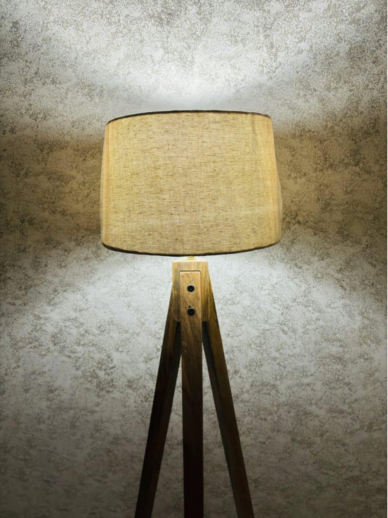 Wooden Floor Lamp, 3-Leg Lamp