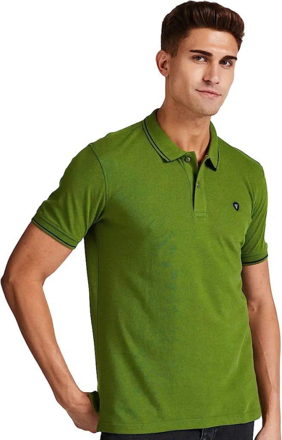 mens green  t-shirt