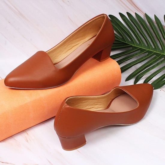 Women Heel Pump TAN