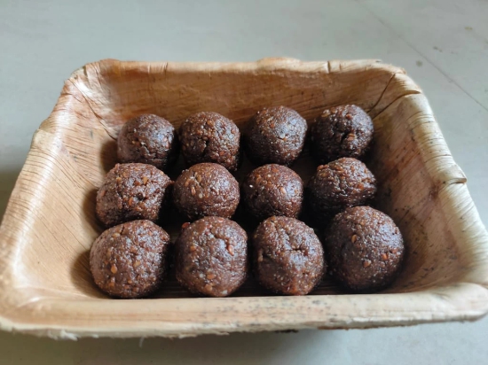 PALM JAGGERY SESAME BALLS SOFT