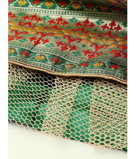 Om Shantam Sarees Green Banarasi Silk Chaniya Choli Unstitched Lehenga Single - Free Size