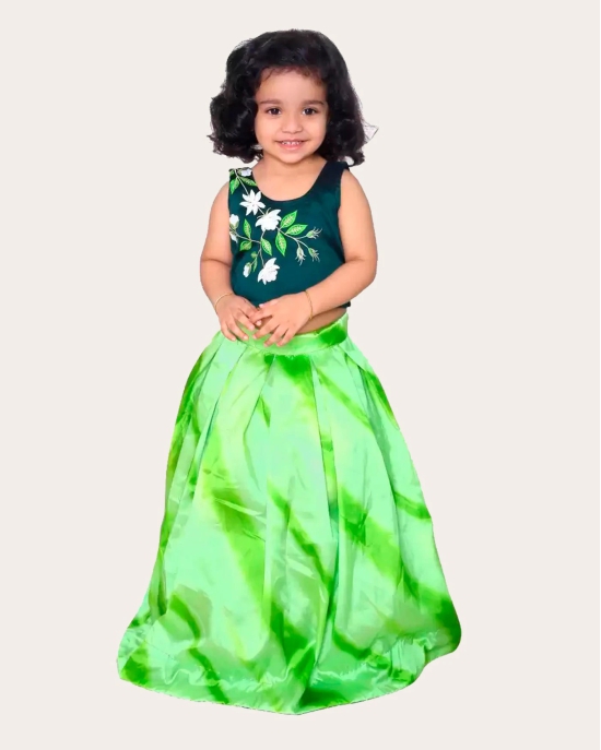 Havy Tafeta Silk material Beautifully Printed designed Kids Grils Lehenga choli-Green / 6 Years-7 Years