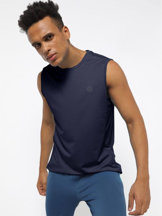 Men Dark Navy Textured Sleeveless Sports T-shirt